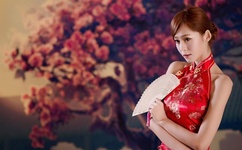 美女洞毛照片_大胆